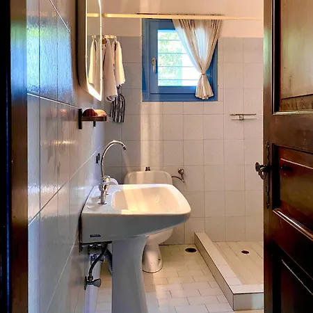 Elitas Lodge: Cosy Cycladic Outside Paroikia Σπίτι διακοπών Πάρος